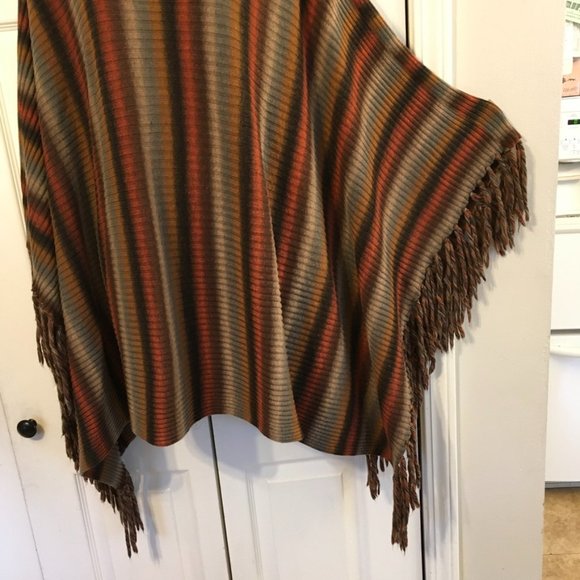 Rebecca Elliot Fringed Cowl Neck Shawl M/L - Picture 5 of 6